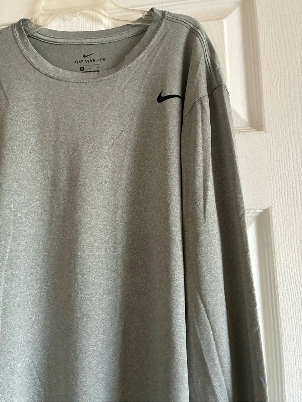 Nike Men’s Long-Sleeve Tee in Light Gray with Black Swoosh